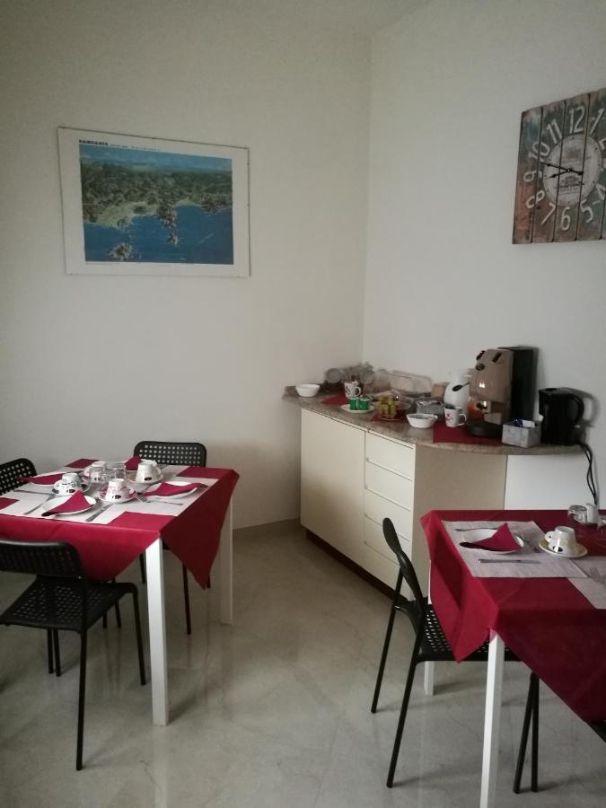 Casa Kati Bed & Breakfast Mercato San Severino Bagian luar foto