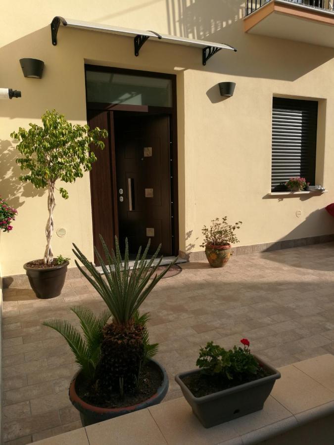 Casa Kati Bed & Breakfast Mercato San Severino Bagian luar foto