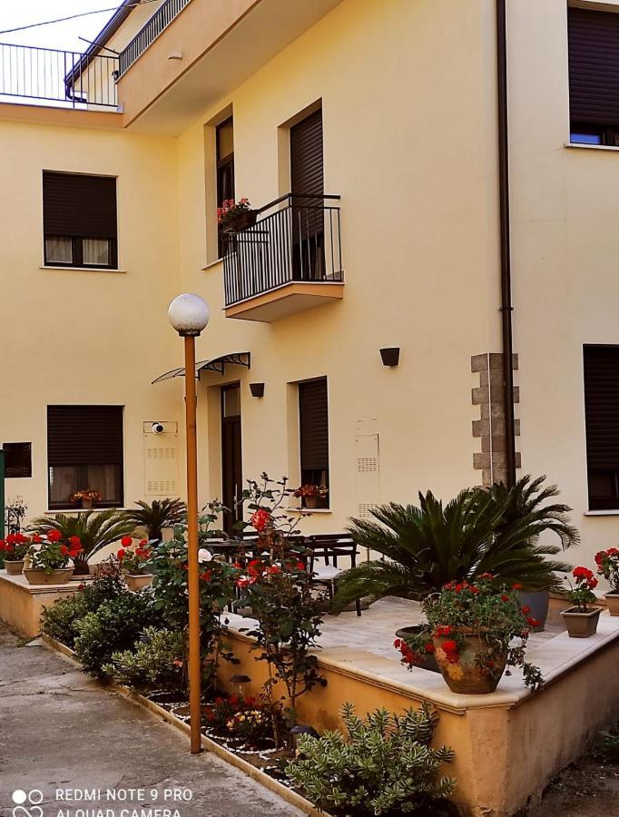 Casa Kati Bed & Breakfast Mercato San Severino Bagian luar foto